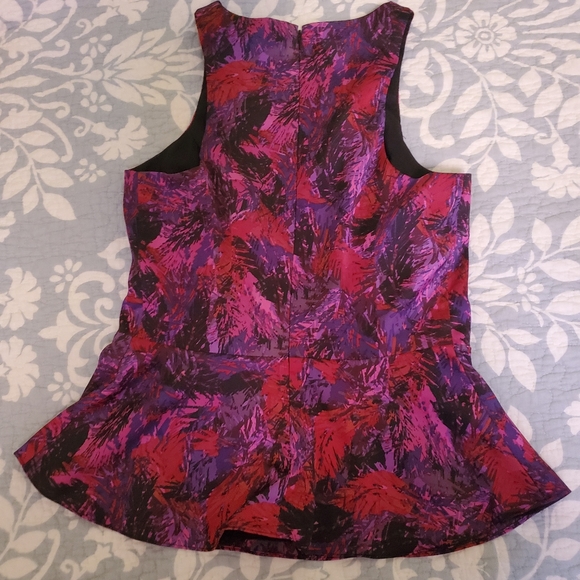 Top - Picture 2 of 3